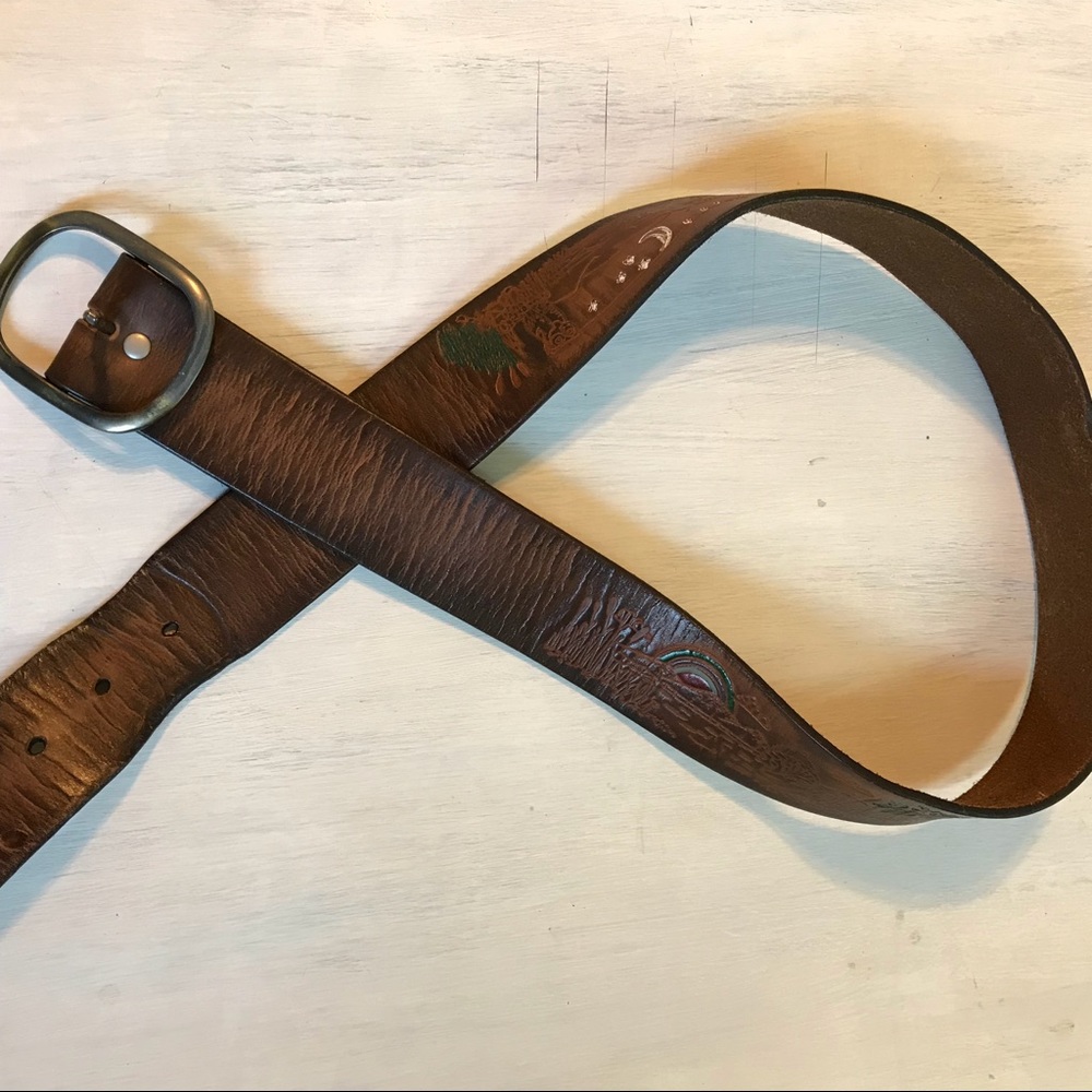 GAP Retro Inspired Leather Belt - Picture 2 of 7